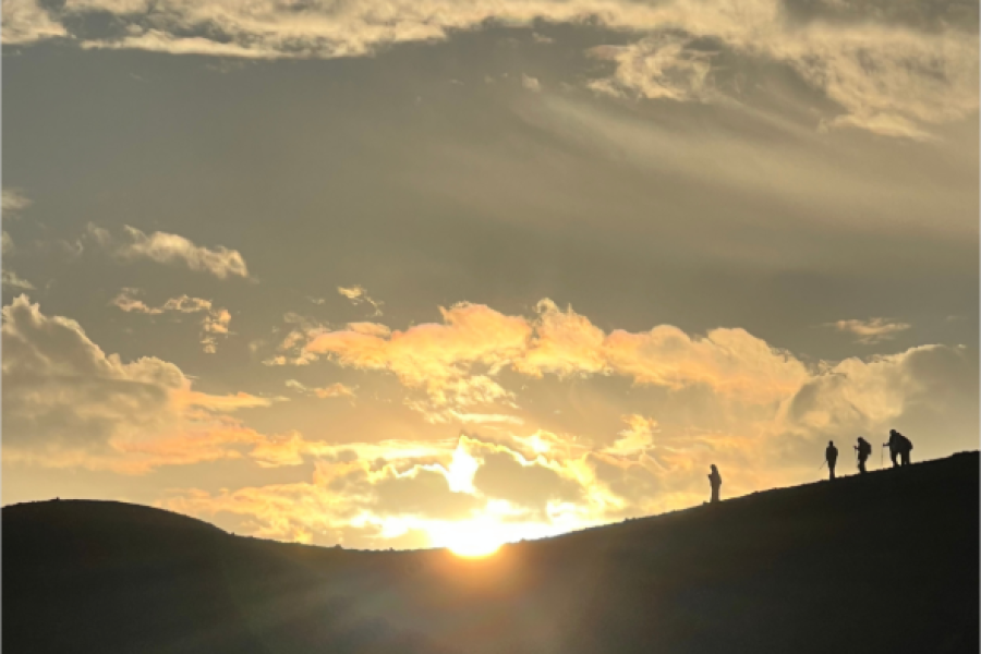 Al-Bayda Peaks Hiking Experience